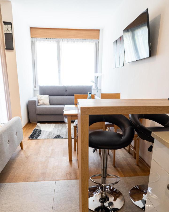 מראנו Flow Apartments Astoria מראה חיצוני תמונה