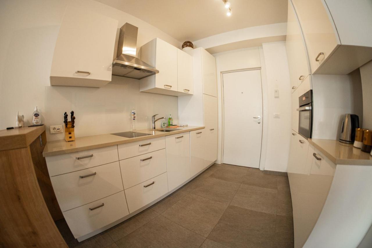 מראנו Flow Apartments Astoria מראה חיצוני תמונה