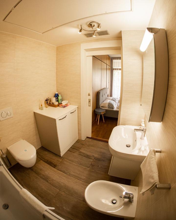 מראנו Flow Apartments Astoria מראה חיצוני תמונה