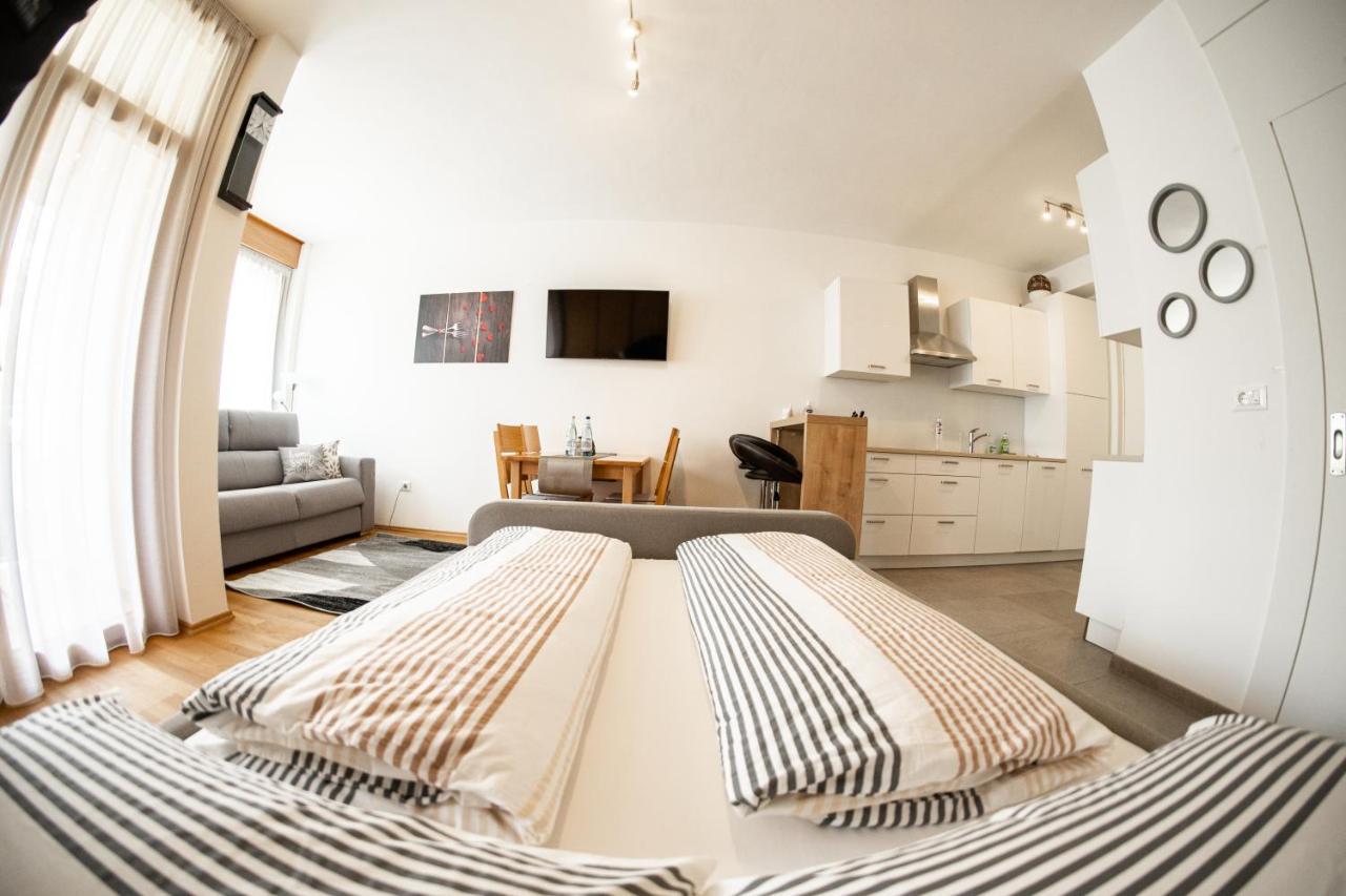 מראנו Flow Apartments Astoria מראה חיצוני תמונה